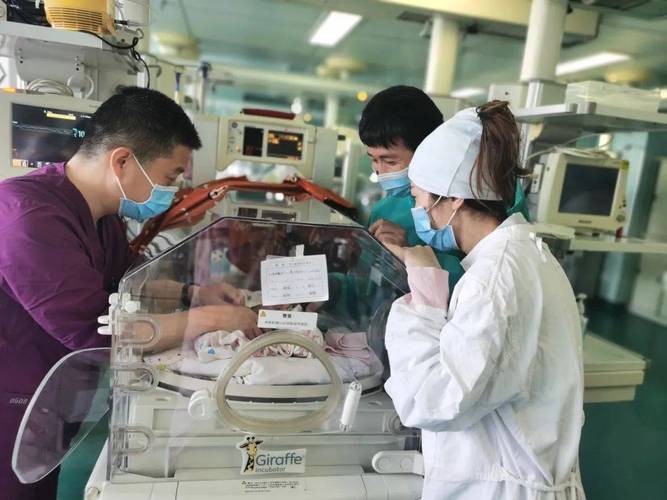 新2025澳门天天开好彩和台早产女婴术后瘫痪与早产儿手术后度过危险期